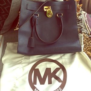 LAST CHANCE! MK Large Saffiano Purse